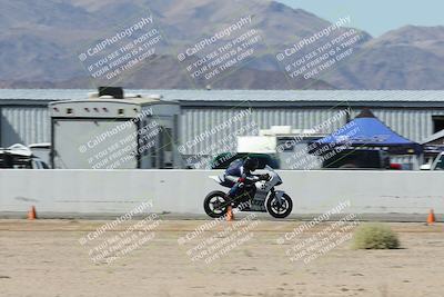 media/Oct-05-2025-CVMA (Sun) [[beeef4f201]]/Race 10-Formula Lightweight Twins Shootout/